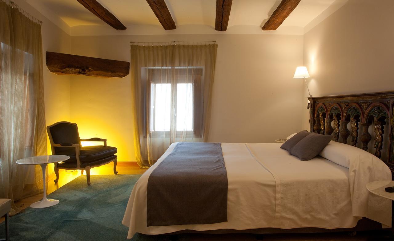 Hospederia Chapitel Hotel Estella Eksteriør billede