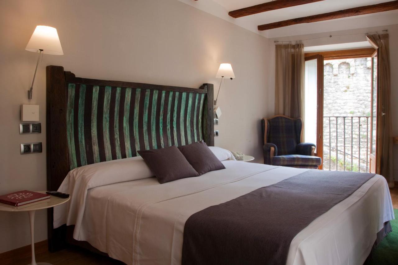 Hospederia Chapitel Hotel Estella Eksteriør billede
